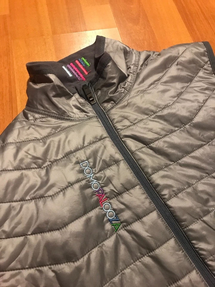 Chaleco acolchado acolchado acolchado Marmot cremallera completa gris para mujer grande L bolsillos con cremallera Foto 3 de 4