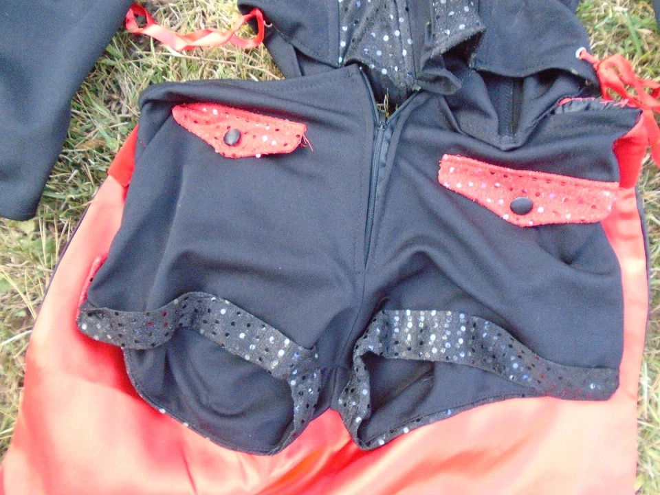 Disfraz Halloween Vampira Franco Cultura Adulto Rojo Y Negro Damas Pequeño Foto 3 de 4