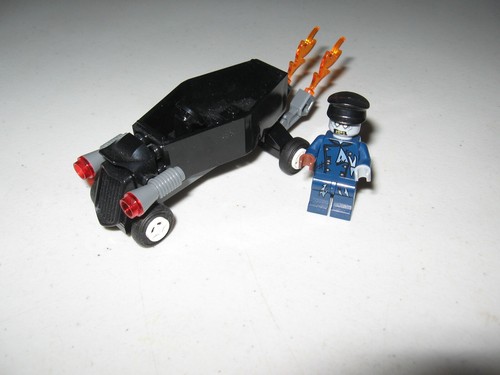 LEGO ZOMBIE CHAUFFEUR COFFIN CAR FROM Monster Fighters W/COLLECTIBLE MINIFIGURE - Picture 5 of 6