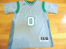 ADIDAS NBA BOSTON CELTICS AVERY BRADLEY SLEEVED SWINGMAN JERSEY YOUTH M (10-12)