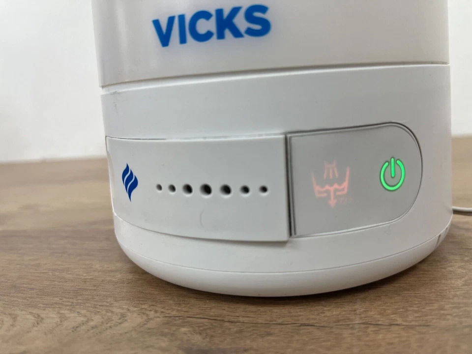 Vicks Personal Humidifier Ultrasonic Cool Mist  VUL510E1 0.7L Auto shutoff - Image 4 of 4