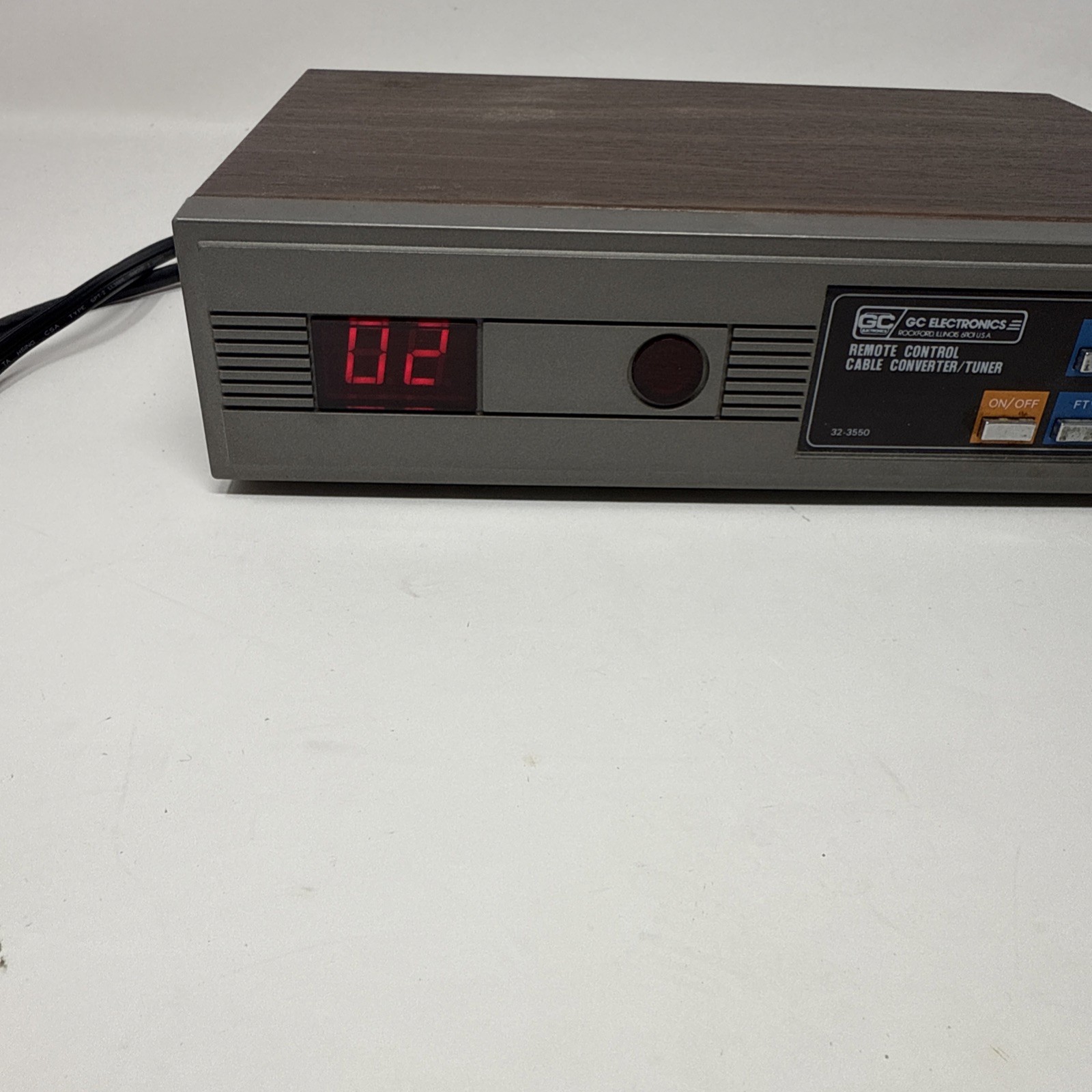 Vintage GC Electronics CATV Cable Converter Tuner Box No Remote As Is