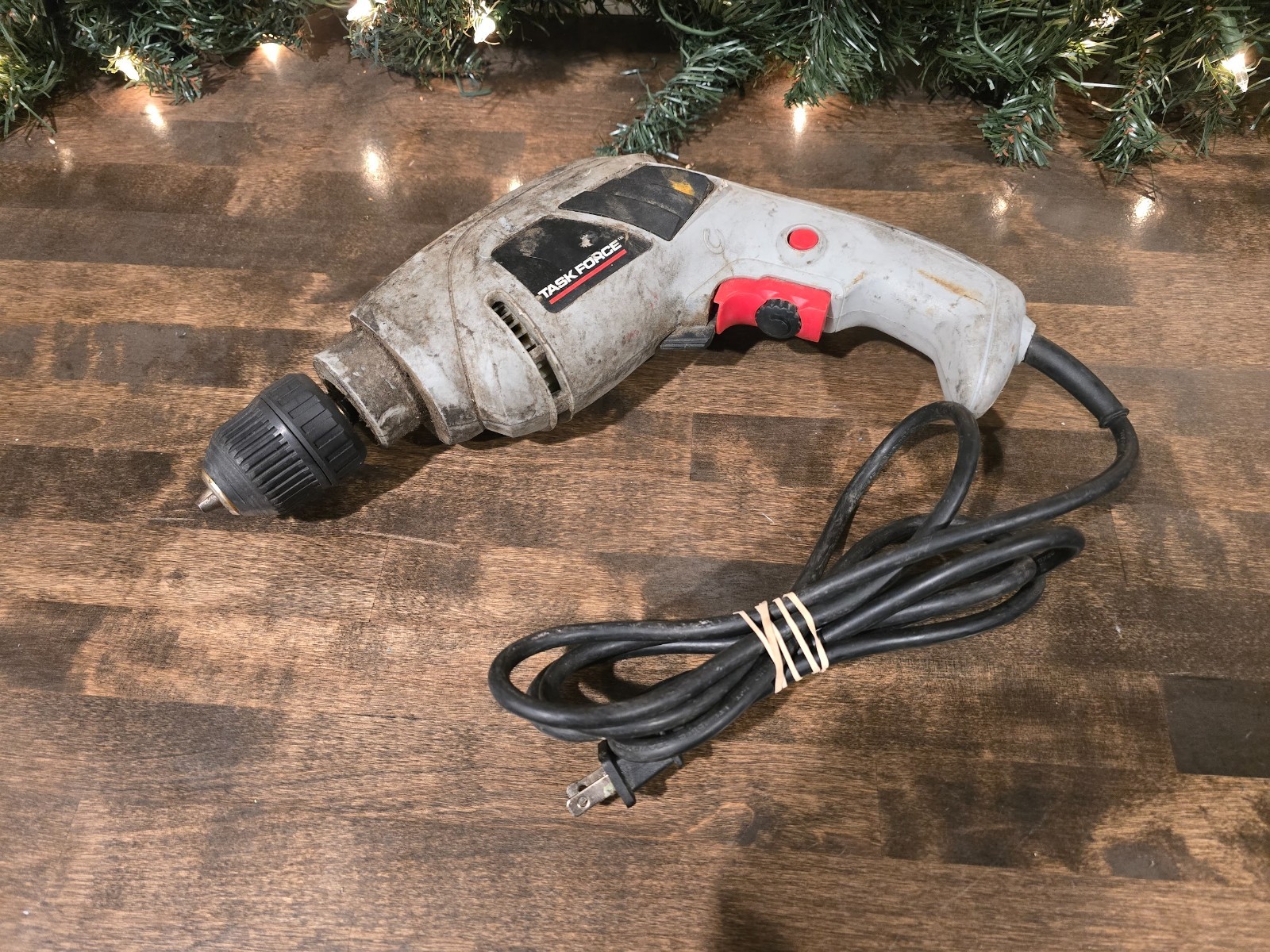 Task Force Industrial 4 Amp 3/8 Inch Electric Corded Drill