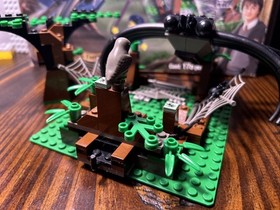 LEGO Harry Potter (2002) Chamber of Secrets 4727: Aragog in the Dark Forrest 98%