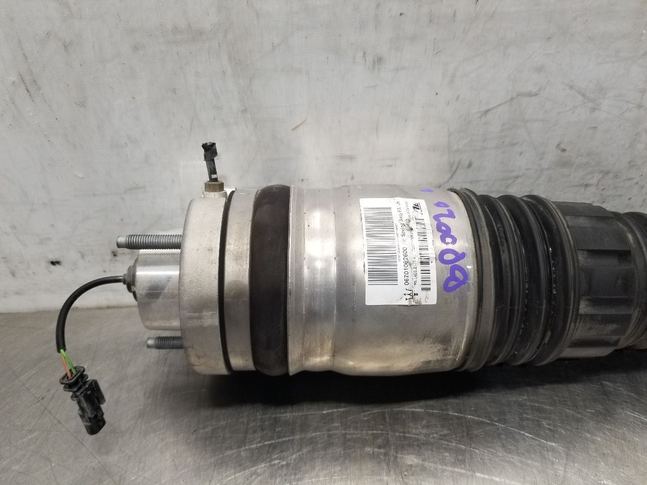 22 2022 MASERATI LEVANTE MODENA S 3.8L STRUT FRONT LEFT DRIVER 