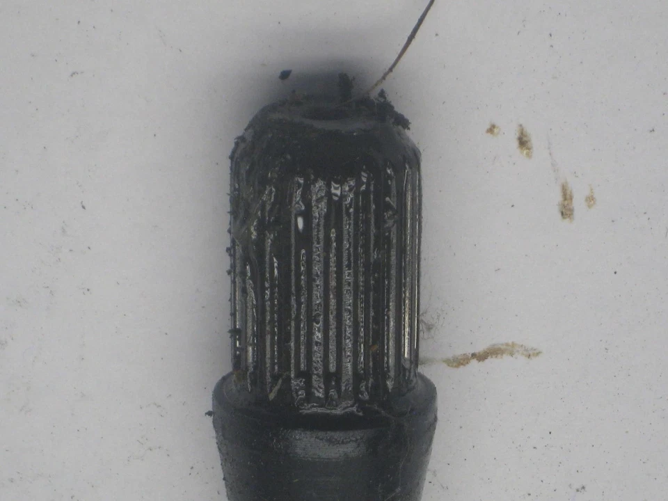 1982 SUZUKI GS650E GS E 650 PROPELLER DRIVE SHAFT YOKE U-JOINT OEM - Image 2 of 4