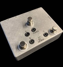 Pedales Loop-Master Pedal Selector de Canal ABC con Sintonizador Silencio ¡EN STOCK HECHO EN EE. UU.!