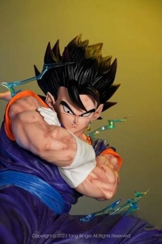 FIGURINE DE COMBAT Dragon Ball Z 4th ANNIVERSARY Dokkan SUPER SAIYAN