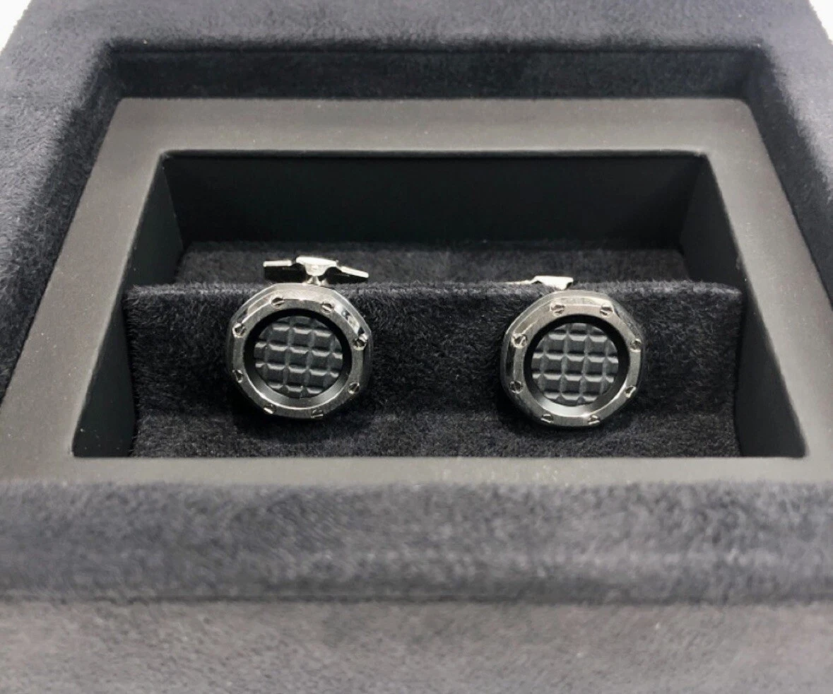 Audemars hotsell piguet cufflinks