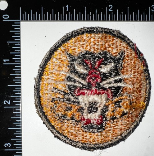 WWII US Army Tank Destroyer 8 Wheel WORN Patch - Picture 2 of 2