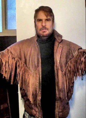 VINTAGE LEATHER JACKET WITH FRINGE