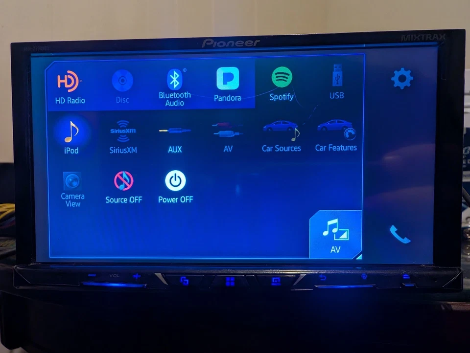 Pioneer AVH-2330NEX 7'' Digita In-Dash 2-DIN Apple Carplay Android Auto CD/Dvd - Image 3 of 4