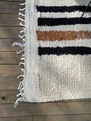 MORROCAN BERBER WOOL RUG 5'10'' x 9'2'' *CLEAN NO BUG NO STAIN*