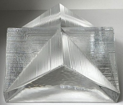 Pukeberg Clam Shell Dish Eva Englund Pukeberg Swedish glass