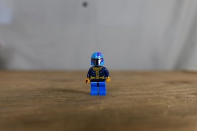LEGO Minifigure Blue Helmet Navy Gold Torso Blue Legs Yellow Hands