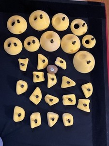 So ILL Climbing Holds 26 Assorted Crimps, Pinches, And Pockets bolts included 