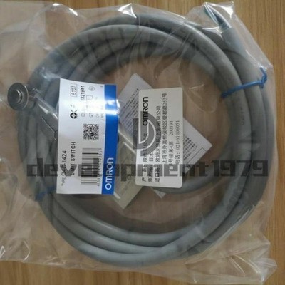 NEW One   D4C-1424 D4C1424 Limit Switch *gb