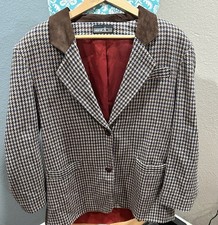 Vintage Men s Houndstooth Blazer with Brown Collar and festive red lining. Large