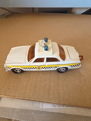 Jaguar XJ12 Police - Matchbox Superkings K-66 (1:36) - Photo 1/4