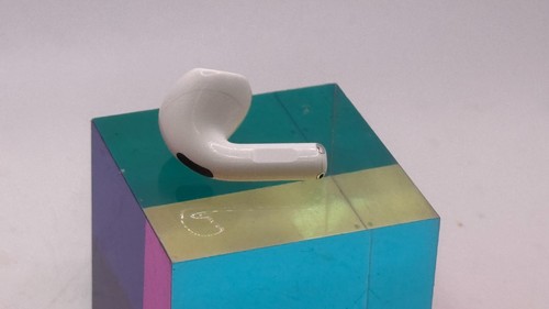 Original Apple AirPods 4 with Active Noise Cancellation (ANC) Right Side - A3055 - Picture 5 of 5