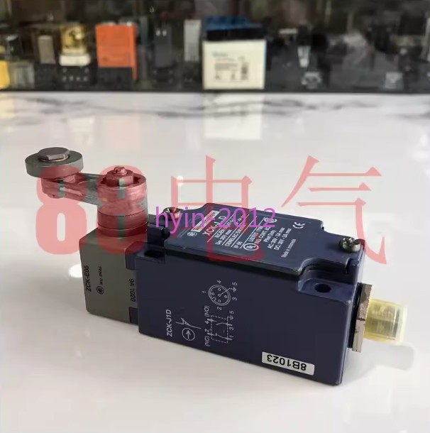 1pcs Used【 Limit switch】ZCK-J1D+ZCK-E05/XCK-J... D #jg