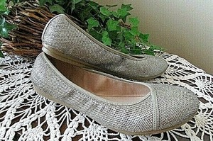 easy spirit silver flats