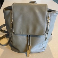 KKXIU Women s Backpack Purse Grey Color Zippered Snap Flap Pre-Owned