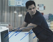 Nicholas Gonzalez Good Doctor Autographed Signed 8x10 Photo COA #C8