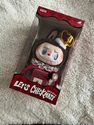 Genuine POP MART Labubu Let's Checkmate Chess Adventure King Vinyl Figure Gift!!