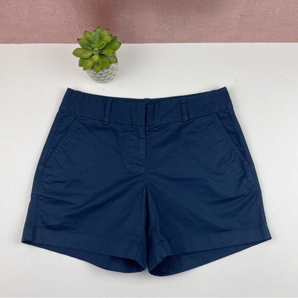 Vineyard Vines Solid Navy Blue Shorts Casual Wome… - image 1