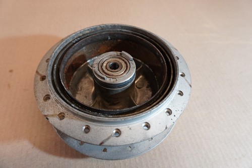 Yamaha T50 town mate 50 townmate 50 front wheel hub center - Picture 3 of 5