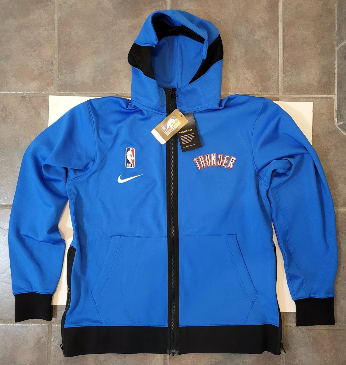 Nike, Shirts, Nike Authentic Nba Okc Thunder Thermaflex Showtime Warm Up  Hoodie Size Large