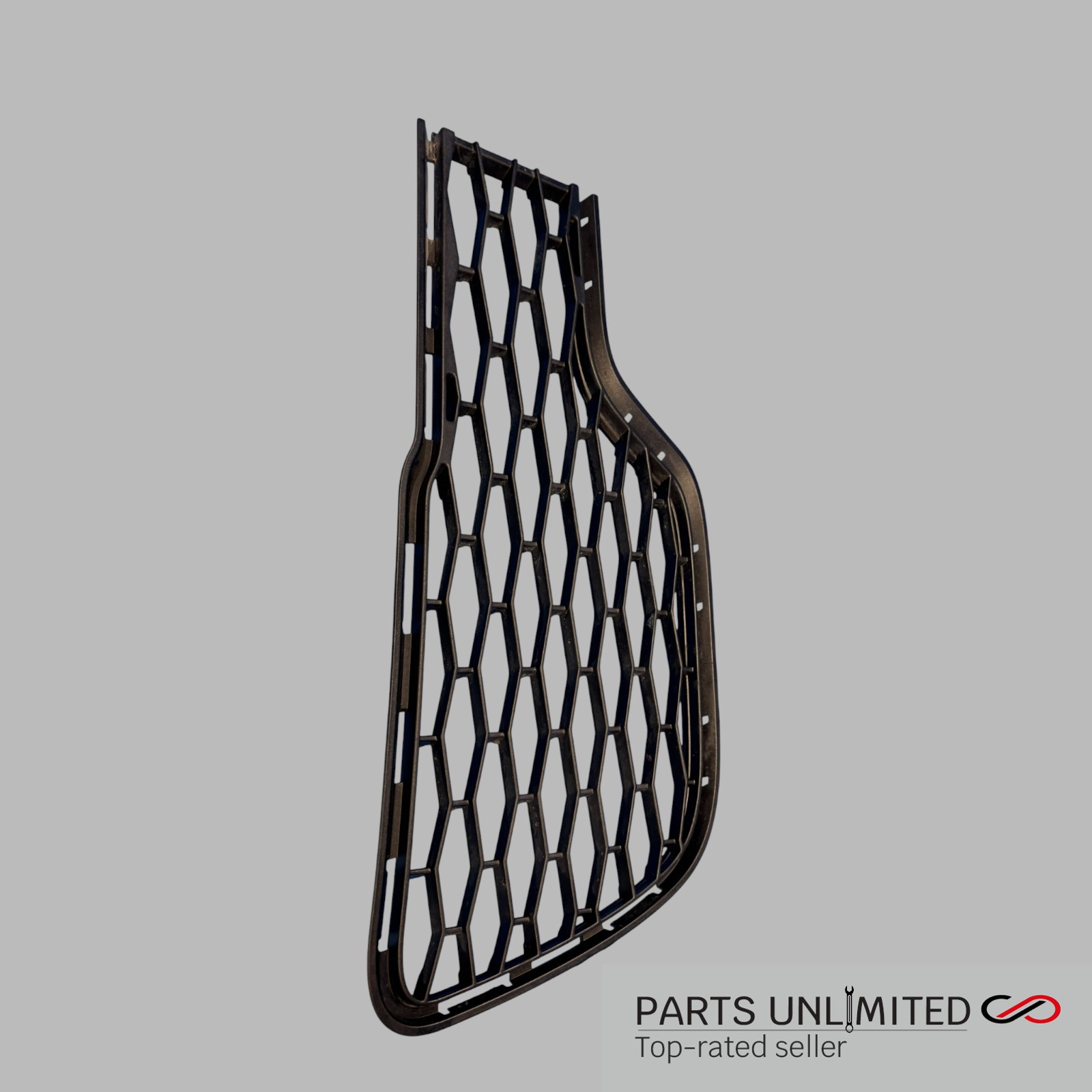 14-20 Maserati Ghibli OEM Front Left & Right bumper cover grill grille inserts
