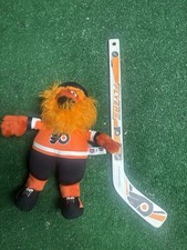 Sherwood Hockey Stick & Gritty Plush Figure Philadelphia Flyers NHL
