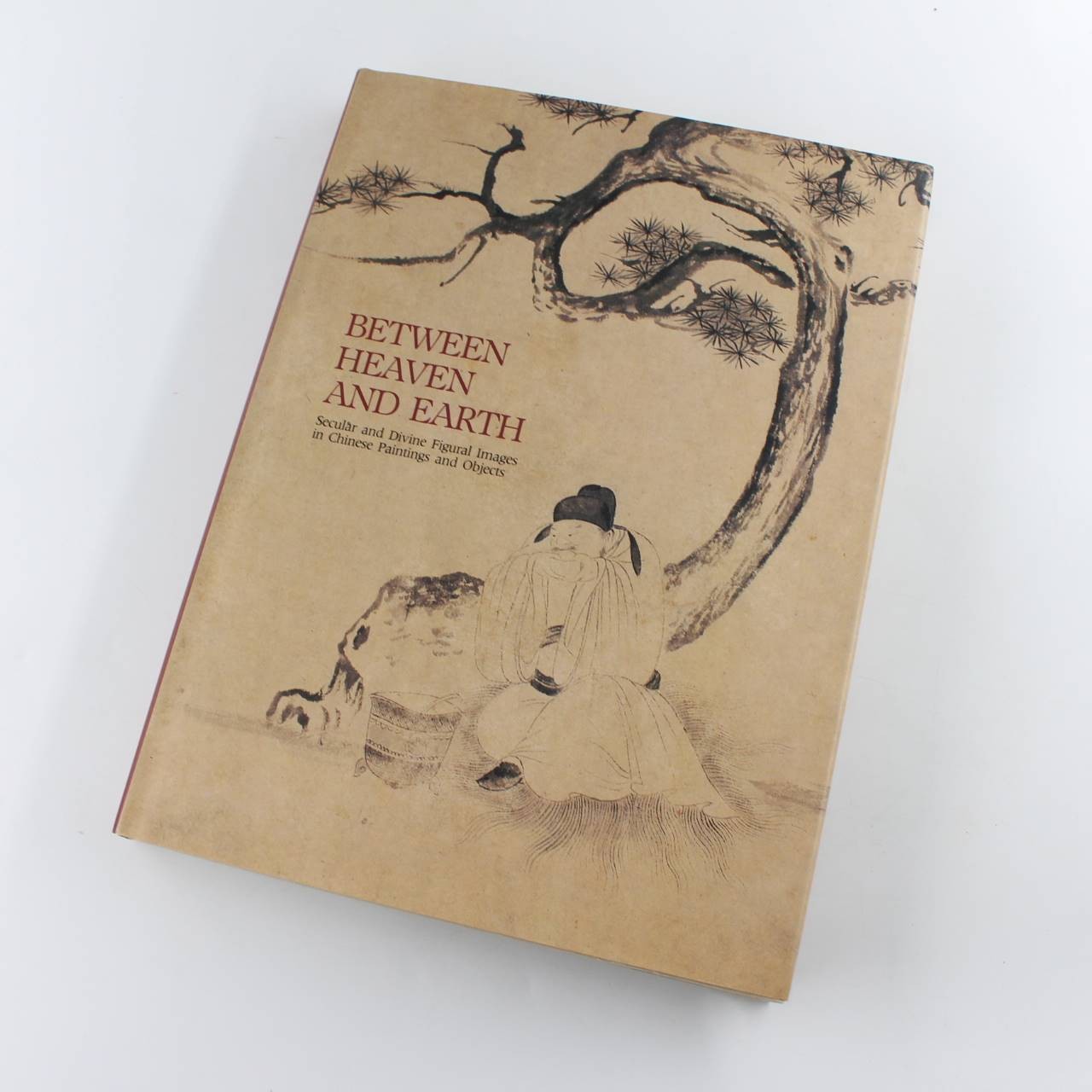 Between Heaven and Earth: Secular and Divine Figural Images in Chinese Paintings