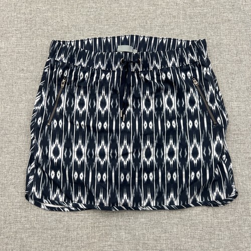 Athleta Reflection Stretch-in skort blue white ikat print, zippered pockets Sz M