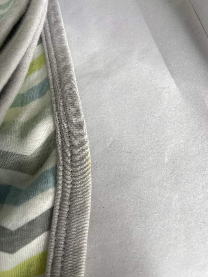 Manta bebé Skip Hop rayas zig zag doble cara algodón 2014 Foto 3 de 4