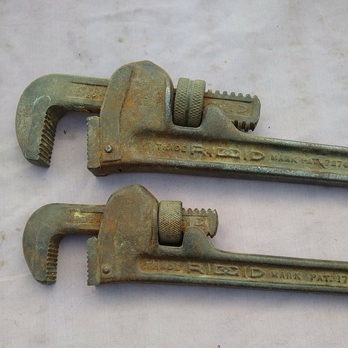 VTG RIDGID 14" & 10" PIPE/MONKEY WRENCHES set- RIDGE CO. ELYRIA, OHIO - Picture 2 of 8