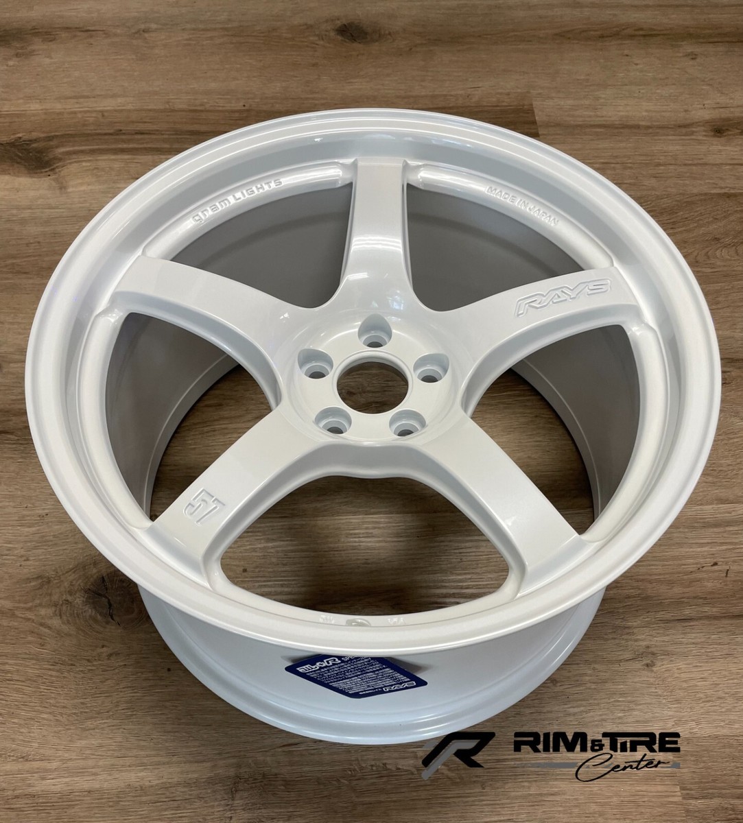 Rays Gram Lights 57CR 18x9.5 +22 5x114.3 Ceramic White (Set of 4
