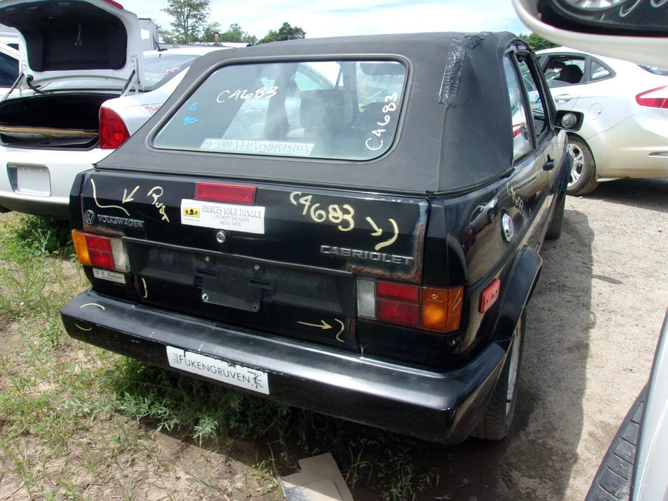 Used Front Right Fender fits: 1992 Volkswagen Cabriolet convertible Front Right Foto 3 de 4