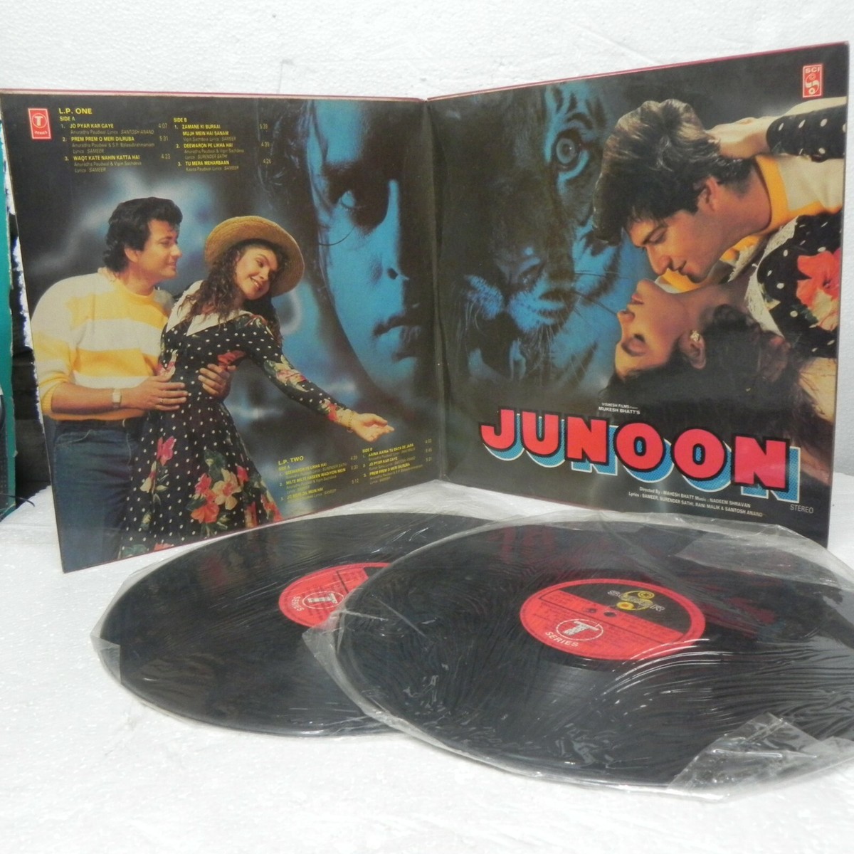 Tera Naam Diwaro Pe Likha Hai Junoon Vinyl LP Record Nadeem