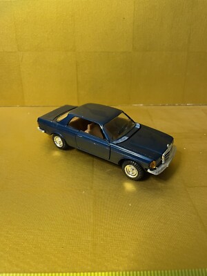 Conrad Mercedes Benz 230 C 3060 1:35 Scale, Made In Germany VG