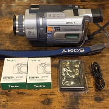 Sony Handycam Camcorder DCR-TRV340 Digital8 Hi8 8mm - Night Vision TESTED MINT