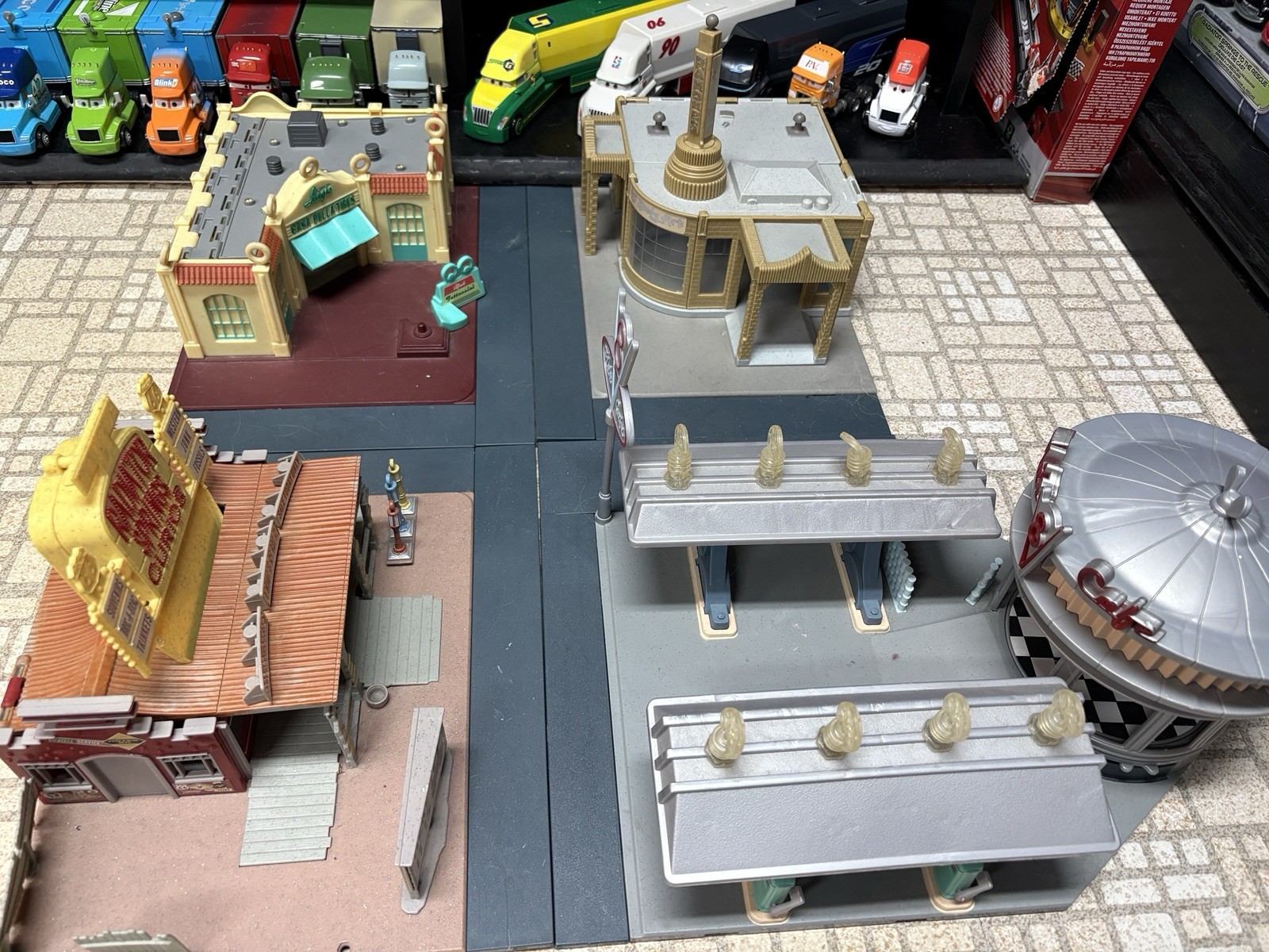 S Mattel Radiator Springs Town Buildings Set Of 4 Vintage