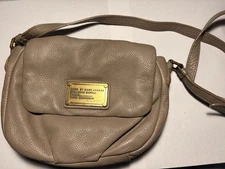 Marc By Marc Jacobs Standard Supply Beige Tan Leather Crossbody Handbag Purse