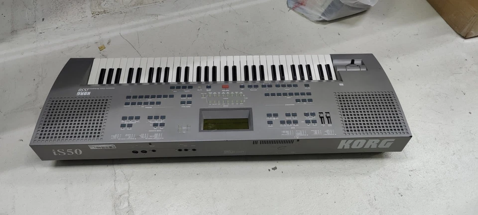 Korg IS50 Interactive Music Workstation Keyboard and Manual Works Great! - Image 3 of 4