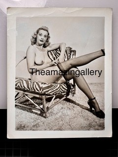 Vintage 1950's Girlie PIN UP Photo Risque B&W Original Nude #55
