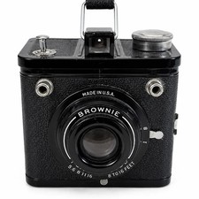Vintage Kodak Brownie Flash Six-20 620 Film Box Camera 1946-1955 USA