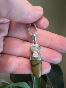Rare Signed White Rhino 925 Green Stone Pendant On Sterling Box Chain 18”