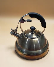 Tramontina 2qt. 1.9L Stovetop Whistling Kettle - stainless steel  tea pot  ￼